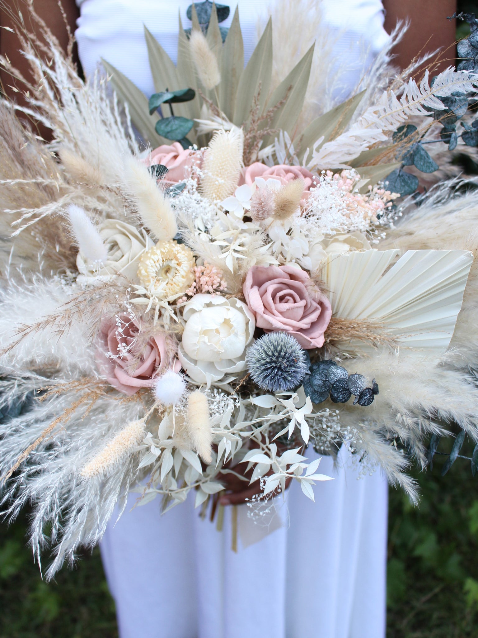 Burlap Bouquet Wrap Will Make Your Flowers Beautiful